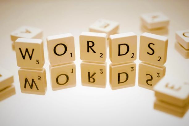 Core Sentence Templates: je suis / c’est / il y a